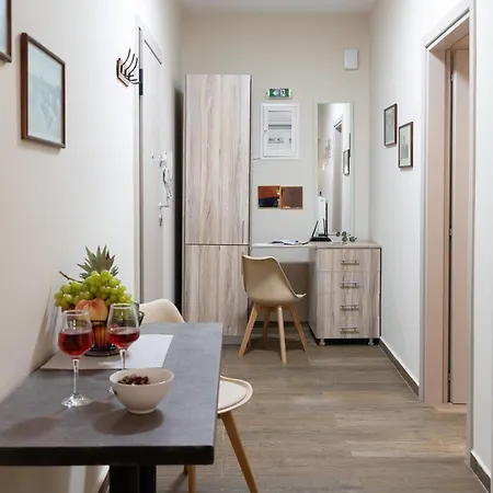 Apartment Pinelopi In The Center *